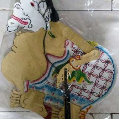 wayang kulit semar dan gatotkaca