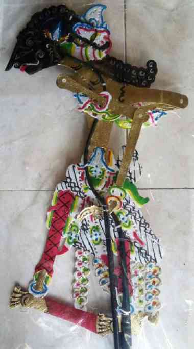wayang kulit abimanyu / ongko wijoyo (65 cm)
