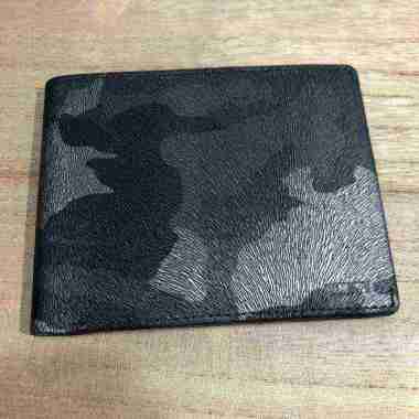 TUMI Nassau SLG Billfold Wallet Leather