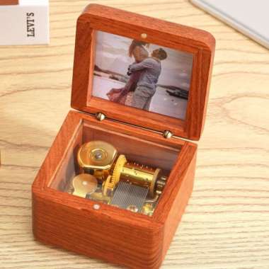 Kadomanis Rosewood Kotak Musik Foto Kado Hadiah Music Box Birthday Gift Memory