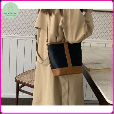 Tas Selempang Kulit Wanita Tas Cewek Retro Slingbag GC 8618 Original Import Black