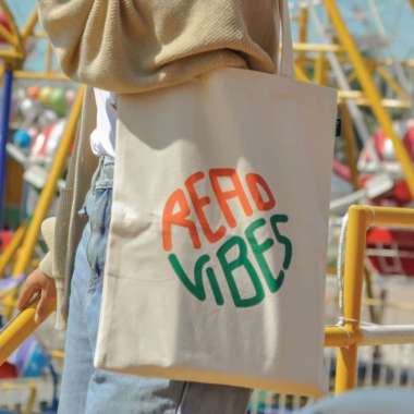 Totebag Canvas Typografi Read Original Goody Bag - Too Much Love Read Vibes