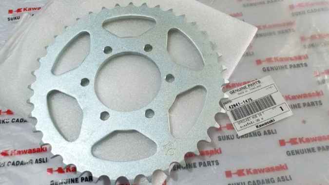 GIR - GEAR BELAKANG KAWASAKI NINJA RR 150 ORIGINAL