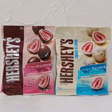 HERSHEY'S FREEZE DRIED STRAWBERRIES strawberry chocolate