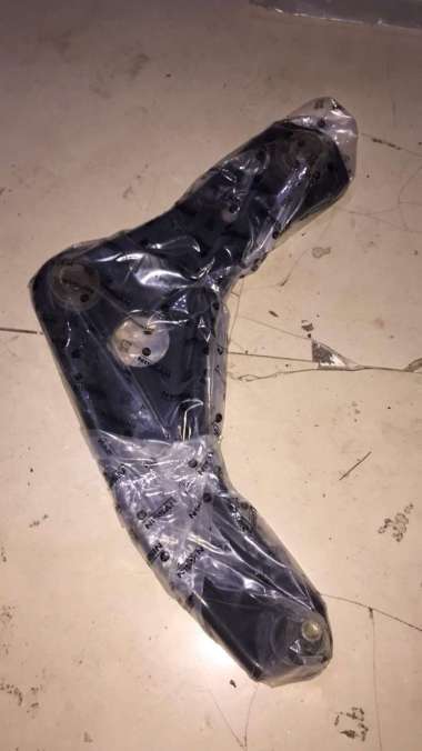 Lower Arm Sayap Nissan Juke
