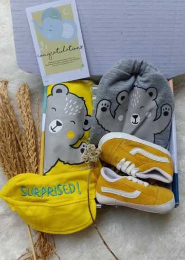 Hampers kado lahiran anak laki - laki hadiah ultah baby Boy 1 tahun Kuning