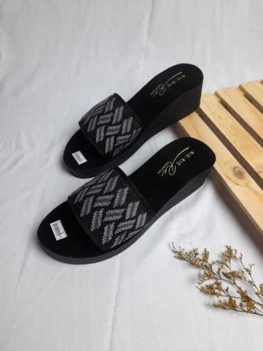 Sandal Wanita Wedges Kokop Motif Rajut Terbaru 38 Hitam