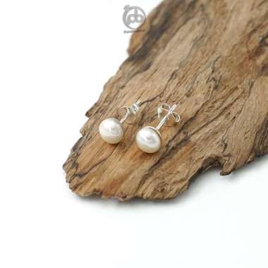 Anting Stud Wanita Perak Bali 925 Mutiara Mini Poppy