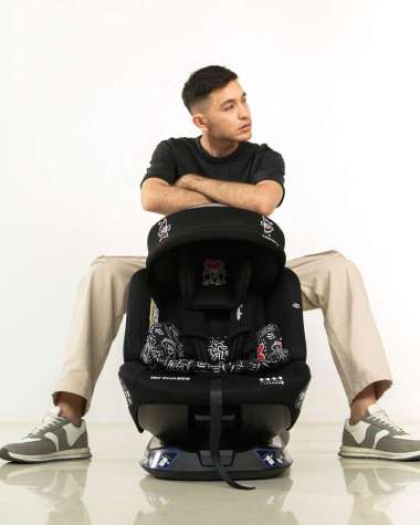 Cocolatte Carseat 360 Phases Black Keith Haring / Kursi Mobil Anak Bayi