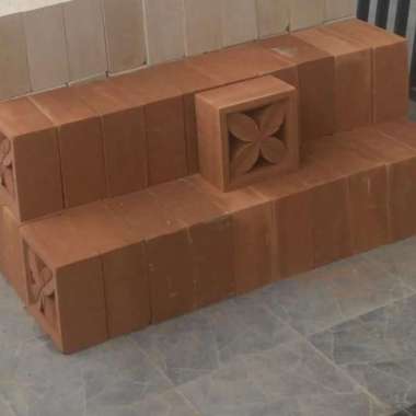Roster/Minimalis/Motif/Kembang/Lubang/Angin/Modern/Anti/Tampias/Putih 20x20x10cm Merah