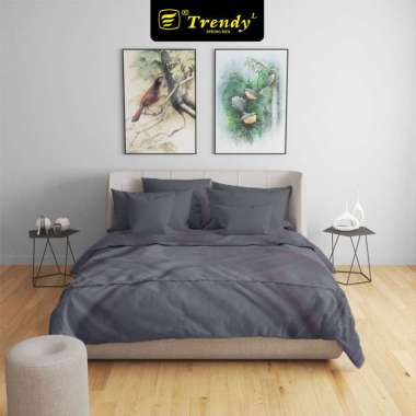 Trendy Bed Cover / Selimut Abu-Abu (Kain Disperse) 90 x 230