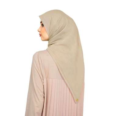 Nada Puspita Daily Scarf - Pampas