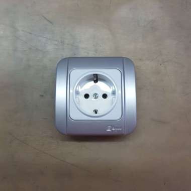 Broco G154-59 (B) Stop Kontak Pengaman (CP) Galleo Silver Metallic