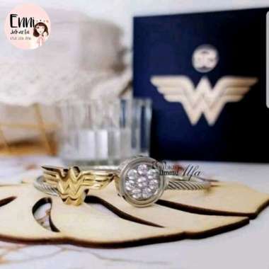 Gelang Kesehatan WONDER WOMAN BANGLE BRACELET MCI MGI