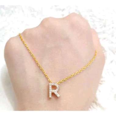 Set Kalung dan Liontin Hala Gold Huruf R Elegant Hadiah Ultah Emas Asli Kadar 75.5%