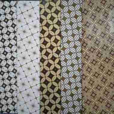 kertas kado sidu motif batik per pak isi 50 lembar 5 motif