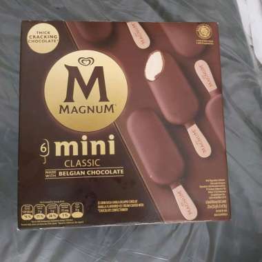 Promo Harga Walls Magnum Mini Classic Almond per 6 pcs 45 ml - Blibli