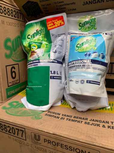Sunlight Sabun Cuci Piring Cair 1.8L + Free Glass Cleaner 450ml