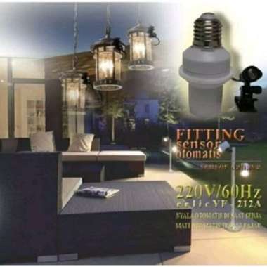 Fitting Lampu Sensor Cahaya Otomatis Malam Hidup dan Siang Mati E27