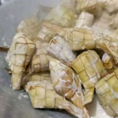 Ketupat ketan santan 15 pcs