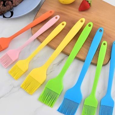 KUAS SILIKON MENTEGA / KUAS KUE DAN ROTI / KUAS BBQ / KUAS SILIKON FOOD GRADE / SILICONE BRUSH / Kua