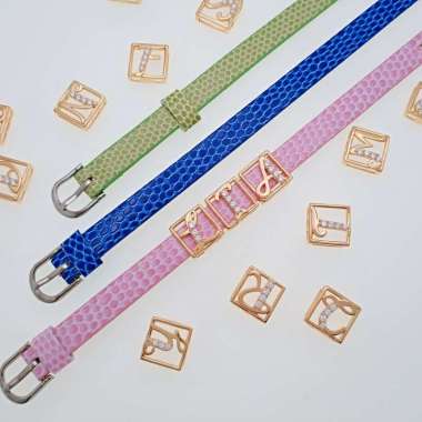 LIONTIN HURUF KOTAK CHARM GELANG HURUF EMAS ASLI KADAR 300 / 6K HURUF ALPHABET SERIES DARI A- Z MURA