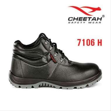 Sepatu Safety Harga Terbaru Agustus 2022 | Blibli