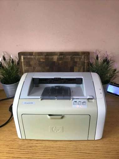 Promo Printer HP LaserJet Color CP1515n 1525n Cetak Document Brosur