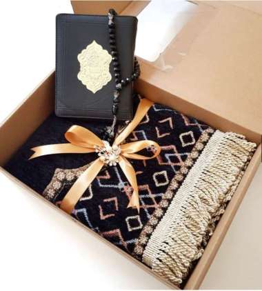 PAKET HAMPERS PREMIUM 4 IN 1 SAJADAH TASBIH CRYSTAL ALQURAN BROS IDUL FITRI KADO GURU PEREMPUAN Hamp