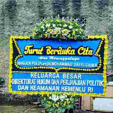 Karangan Bunga Papan Bukit Duri Toko Bunga Jakarta Selatan