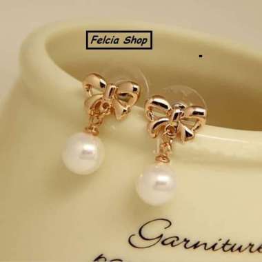 Anting pita bandul berlian cute bow pearl earrings