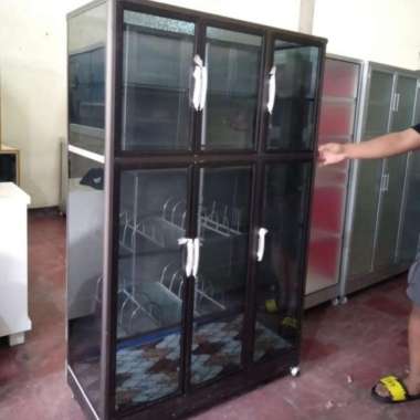 Rak Piring 3 Pintu Full Box Roda Tiang Besar (Promo Harga) Gold