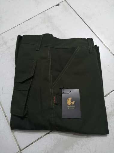 Okechuku CHARLES Celana Pendek Pria Katun Celana Santai Pria Shortpantt 32 Army