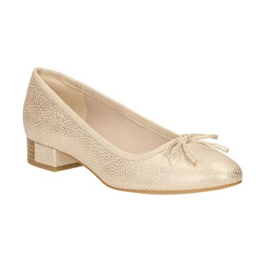 Jual Clarks Eliberry Isla Lea Sepatu Wanita Chagne jual clarks eliberry isla lea sepatu wanita chagne