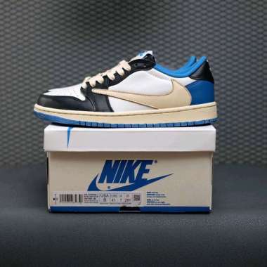travis scott nike harga