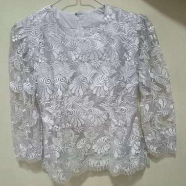 Jual Baju Brokat Wanita Warna Putih Model Terbaru & Kekinian - Harga