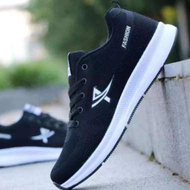 Sepatu Pria - Harga Terbaru September 2021 | Blibli