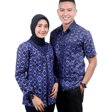  Desain  Baju Couple Batik  Keluarga 