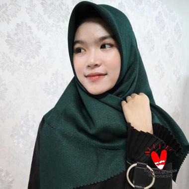 Jual Jilbab Segi Empat Gliter Cut Terbaik April 2022 - Harga Murah