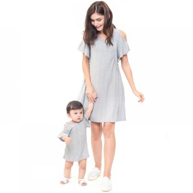  Baju  Couple Keluarga Anak  Bayi  Model Baju  Trending