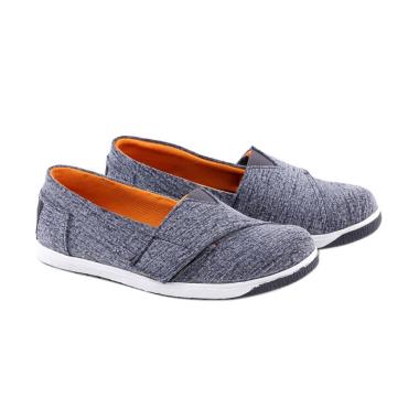 jual sepatu karet pria terbaru harga promo original jual sepatu karet pria terbaru harga promo original