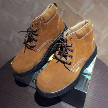 Sepatu Safety - Harga Terbaru September 2021 | Blibli