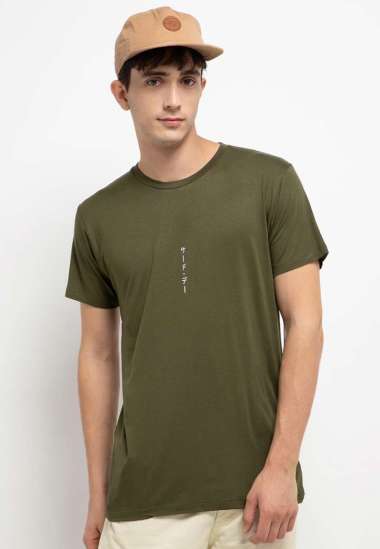 Third Day MTH84 Kaos Distro Pria Jepang Katakana Straight Hijau Army L