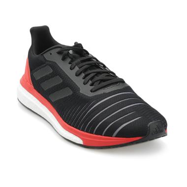 Sepatu Adidas Pria Terbaru di Kategori Olahraga