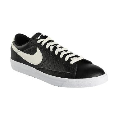NIKE Men Basketball Blazer Low Leat ... Pria - Black [AJ9515-001]