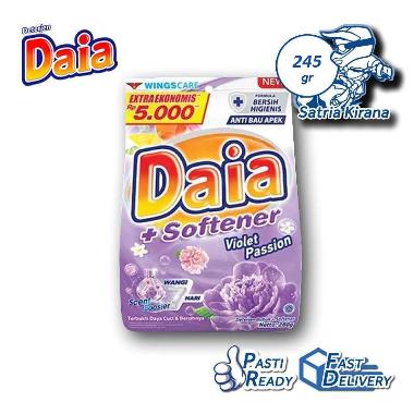 Promo Harga DAIA Deterjen Bubuk + Softener Violet 290 gr - Blibli