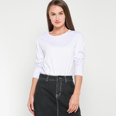 VM Kaos Panjang Polos Basic Wanita M putih