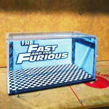 BOX AKRILIK HOTWHEELS DIORAMA