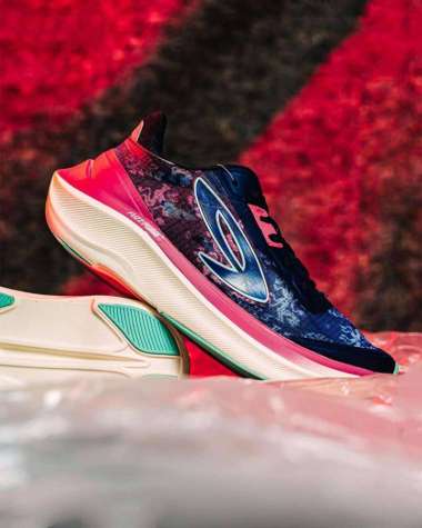 910nineten haze metamozaic tenun IDN CMD sumba Sepatu running 910nineten original 39
