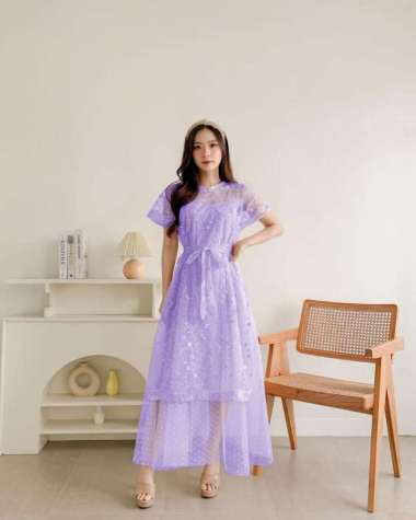 Dress Shannon Inner Tanktop Bahan Tile Dot Lapis Furing Outer Brokat Lilac - L